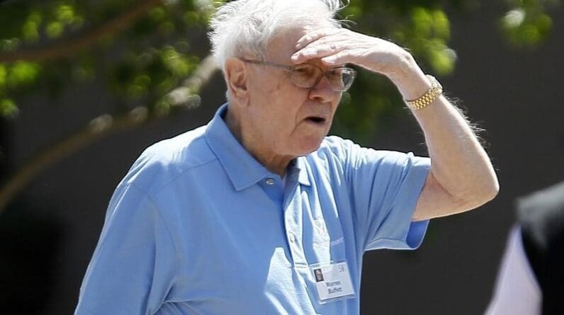 Buffett's Berkshire posts record profit, quarterly results also rise By Reuters