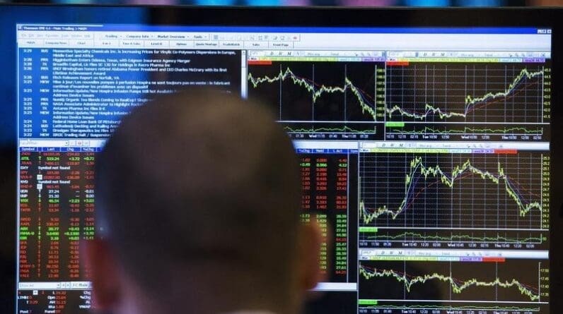 Earnings call: Eagle Point Income reports strong Q4 performance