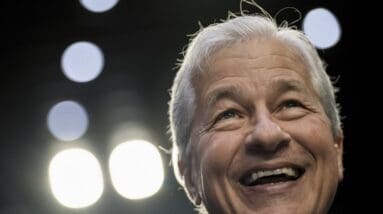 Jamie Dimon and his inner circle at JPMorgan offloaded nearly $170 million in stock as the bank’s share price hit a new high
