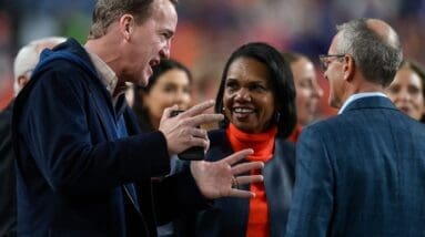 Motorboat owned by George H.W. Bush auctioned for $435,000 at Houston gala attended by Condoleezza Rice and Peyton Manning