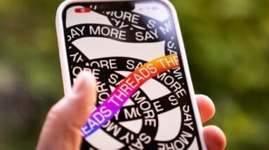 Threads starts testing in-app camera shortcut and drafts