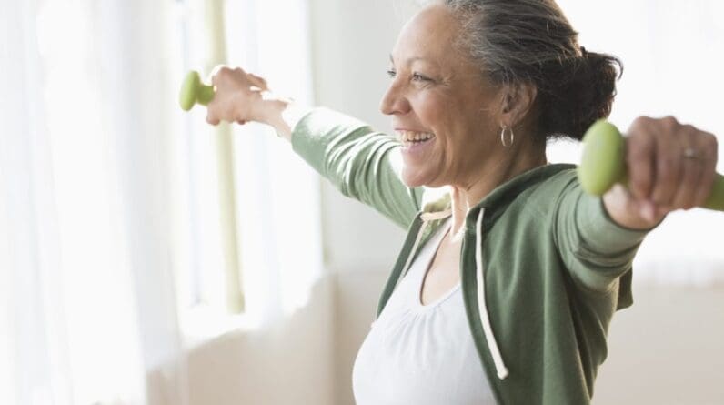 Women may benefit more from regular workouts than men