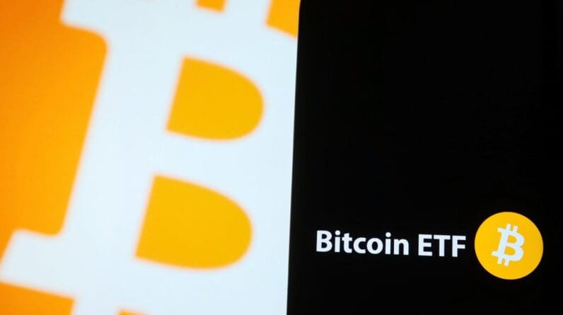 Bitcoin ETFs see record 3-day outflow as retail investors ‘dart in and out of positions’