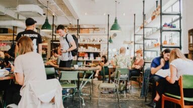 How To Manage Employee Schedules Effectively: A Guide for New Business Owners
