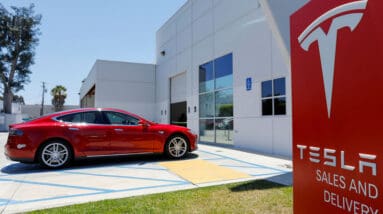 Lawyers who voided Elon Musk's pay as excessive want $6 billion fee By Reuters