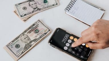 The Ultimate Year-End Payroll Checklist for Small Businesses