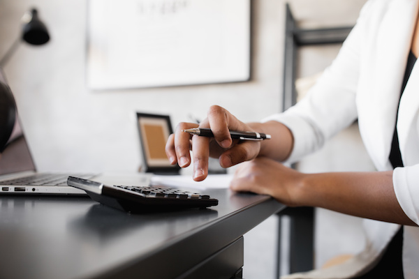 What Are The Benefits Of Hiring Finance Lawyers?
